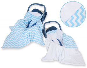Big double-sided car seat blanket for babies - Chevron blue-white